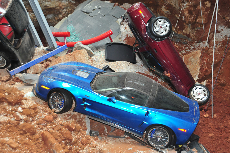 Illustration for article titled How The Corvette Museum Rescued Its Cars From A Giant Sinkhole